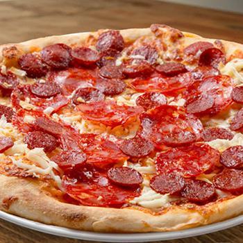 Kolbászos pizza 24 cm